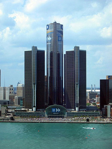 450px-RenCen.JPG