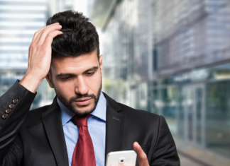 How to Prevent a Buyer from Backing Out of an Agreement