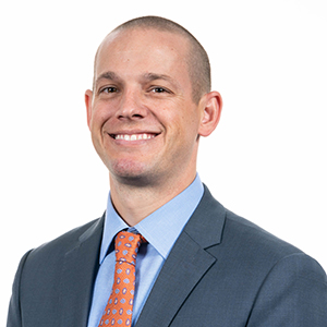 Travis Apple headshot