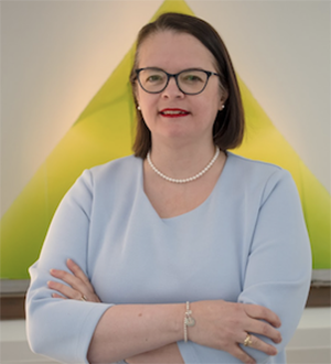 Tracee J. Glab headshot