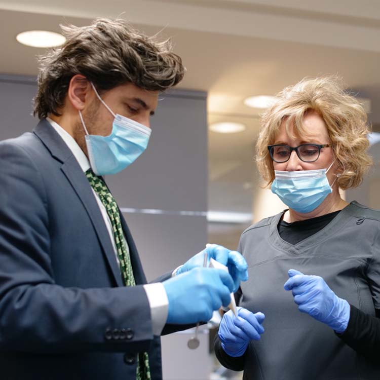 Dr.-Daia-instructing-2-1