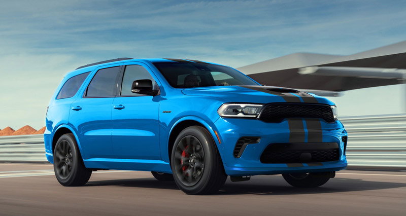 Dodge celebrated the production of the 2026 Dodge Durango R/T 392 Launch Edition during an event at the Detroit Assembly Complex – Jefferson. The three-row muscle SUV marks the first time the 392-cubic-inch HEMI V-8 is standard on the Durango R/T.