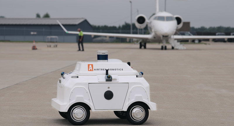 Pentastar Aviation, a global private aviation services provider based at Oakland County International Airport in Waterford Township, is advancing aircraft ground safety through the deployment of autonomous wingwalking robots developed by Airtrek Robotics.