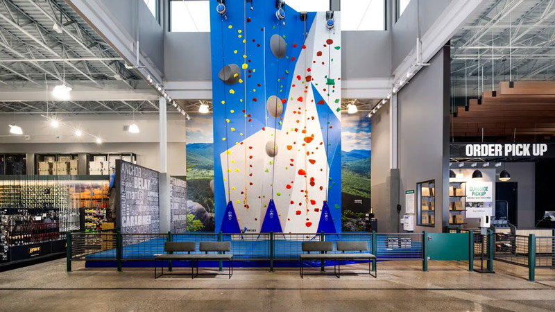 The new Dick’s House of Sport at Partridge Creek Mall in Clinton Township will feature in-store experiences, including a climbing wall, multiple golf bays with TrackMan simulators, and a multi-sport cage that can be used for baseball, softball, lacrosse, and soccer.